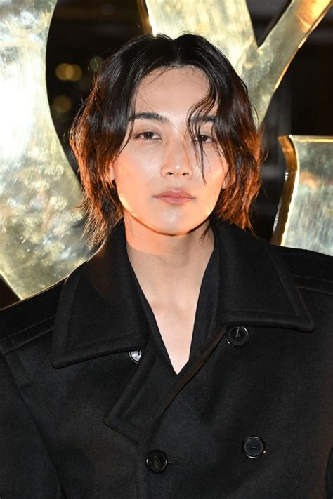 jeonghan ysl paris
